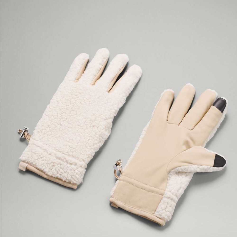 Lululemon Textured Fleece Gloves